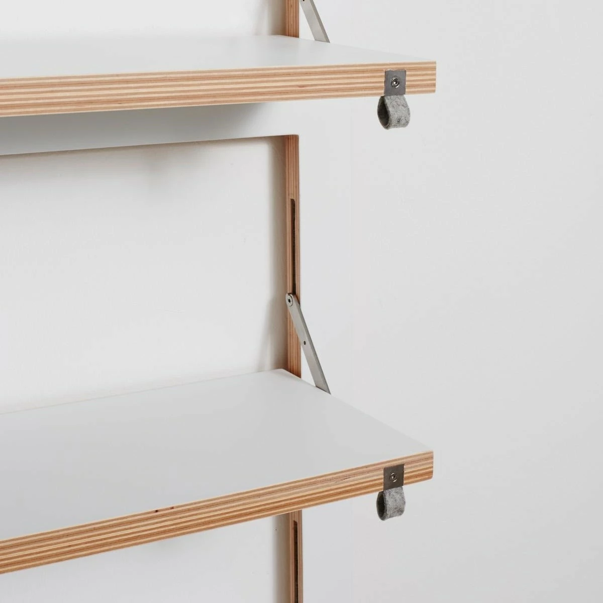 AMBIVALENZ Fläpps Wandregal Klappbar 80x80cm 17 AMBIVALENZ Fläpps Wandregal Klappbar 80x80cm – Bild 15