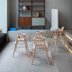 Carl Hansen ND54 Kinderhochstuhl Mit Baby-Einsatz -Möbel Verkaufsgeschäft Carl Hansen ND54 Kinderhochstuhl mit Baby Einsatz 1066x1066 ID2003207 71f64b1765cddfe4c8b6decc1d67261a