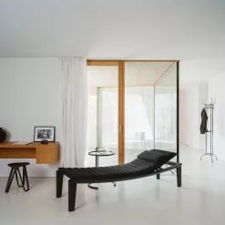 ClassiCon Adjustable Table E 1027 Black Version Beistelltisch -Möbel Verkaufsgeschäft ClassiCon Adjustable Table E 1027 Black Version Beistelltisch 1576x1576 ID1007573 d1d7b05a6e93fc54a5ef13dd47cc9010