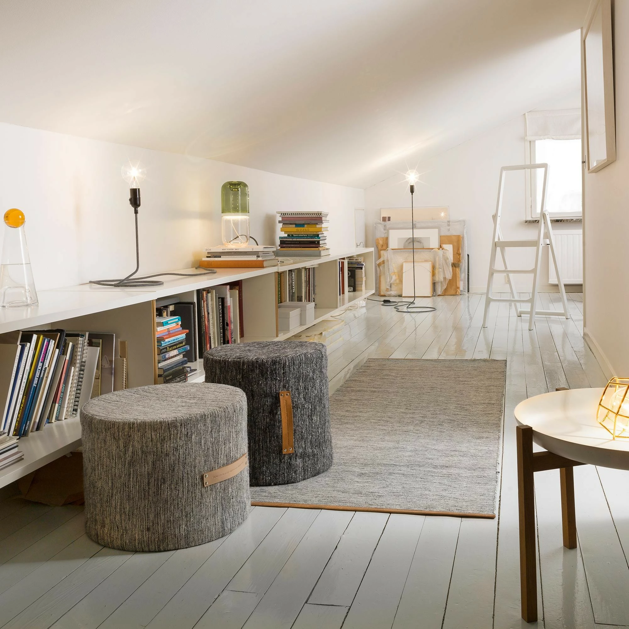 Design House Stockholm Björk Pouf/Hocker 4 Design House Stockholm Björk Pouf/Hocker – Bild 2