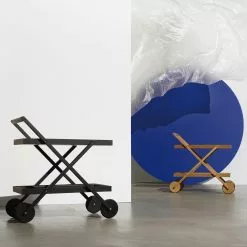 Design House Stockholm Exit Barwagen/Servierwagen -Möbel Verkaufsgeschäft Design House Stockholm Exit Barwagen Servierwagen 2000x2000 ID2025751 7599bc178970c6e381f7959ddb2b9ff4