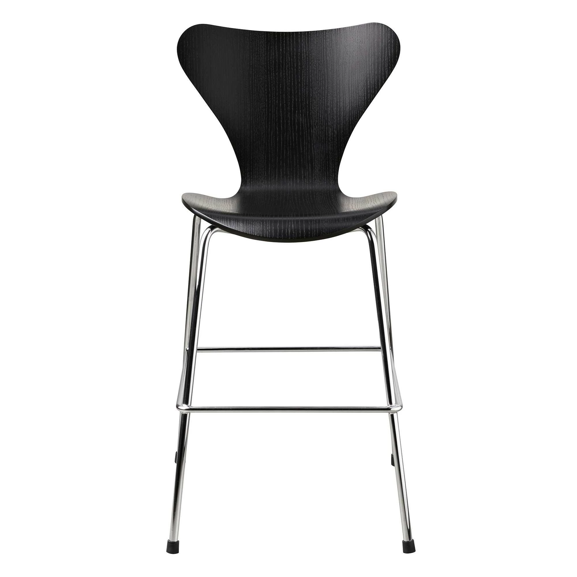 Fritz Hansen Serie 7™ Juniorstuhl 3 Fritz Hansen Serie 7™ Juniorstuhl