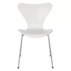Fritz Hansen Serie 7™ Stuhl Gefärbte Esche Gestell Verchromt