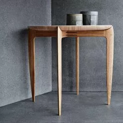 Fritz Hansen Tray Table Klapptisch Ø45cm -Möbel Verkaufsgeschäft Fritz Hansen Tray Table Klapptisch O45cm 2000x2000 ID1759605 bb2edbf09e37fc3ea717a06170b3205e