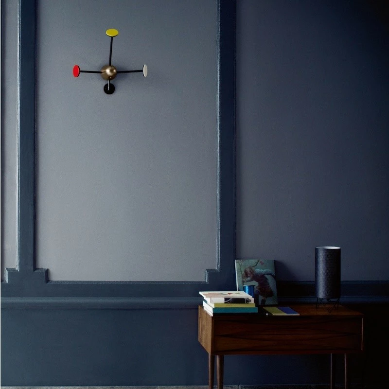 Gubi Matégot Wandgarderobe 8 Gubi Matégot Wandgarderobe – Bild 6