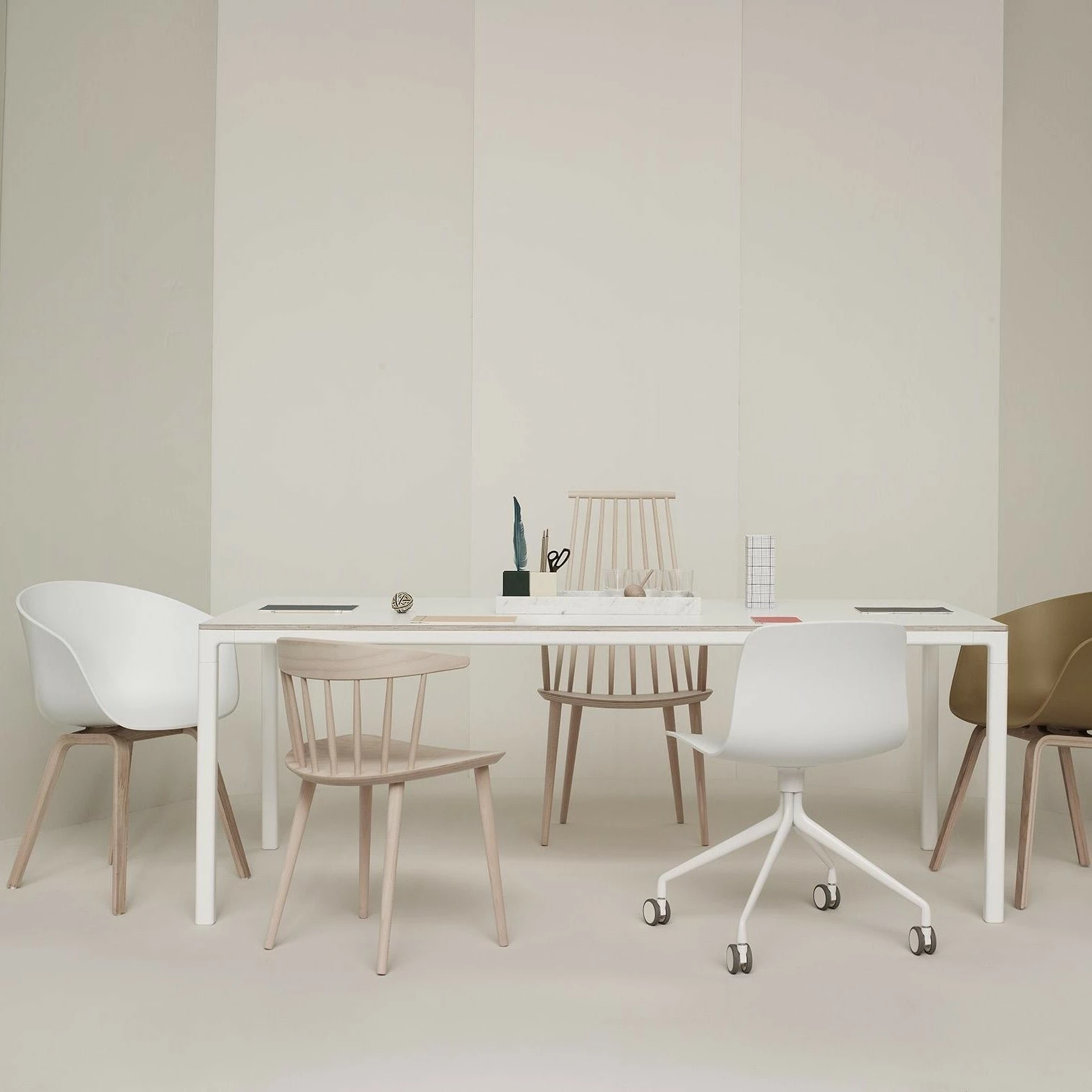 Hay About A Chair AAC 14 Drehstuhl Mit Rollen 4 Hay About A Chair AAC 14 Drehstuhl Mit Rollen – Bild 2