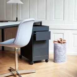 Hay New Order Rollwagen B -Möbel Verkaufsgeschäft HAY New Order Rollwagen B 2000x2000 ID2022687 ae77a2bea3ea296b5d444ec90d54a977