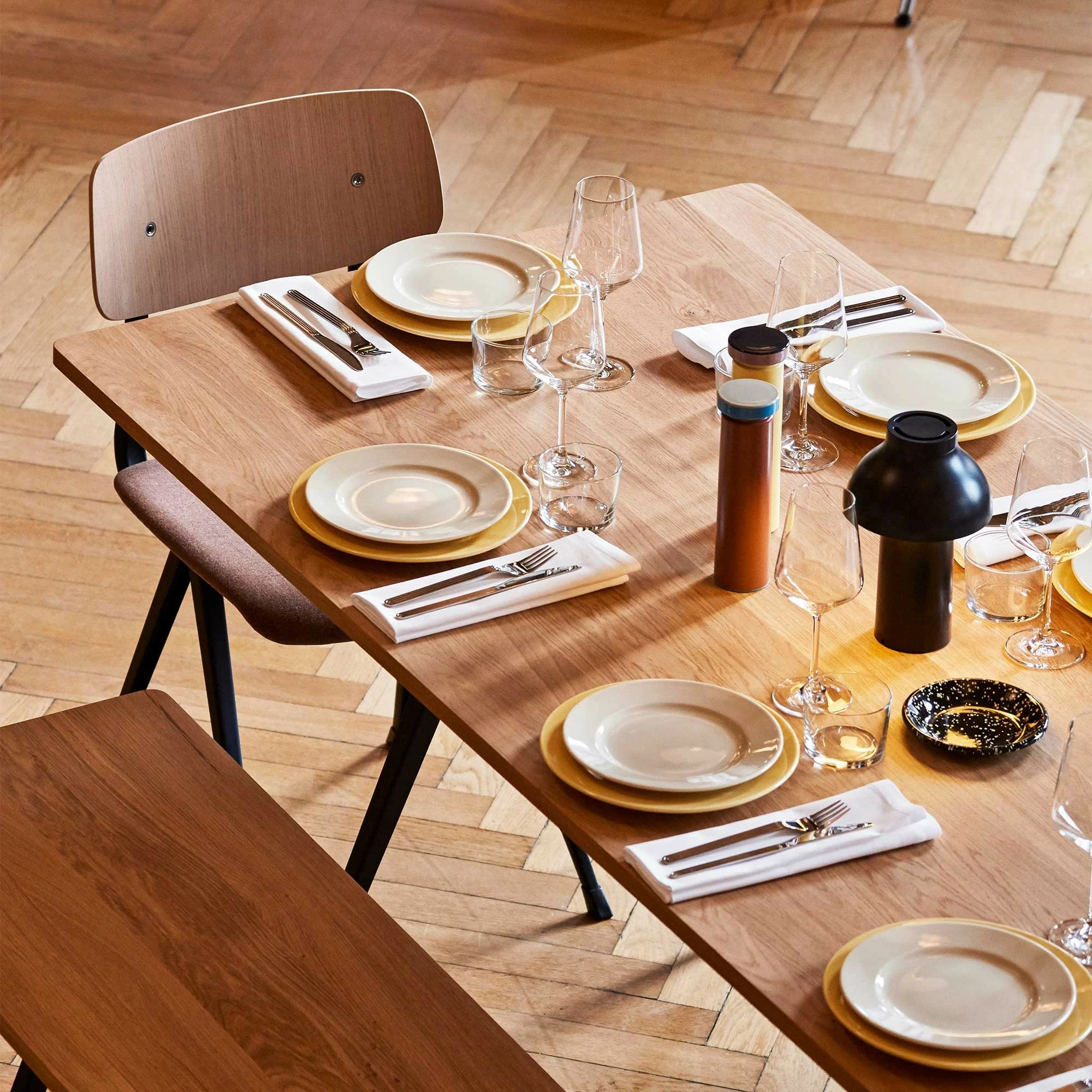 Hay Pyramid 02 Tisch Gestell Schwarz 190x85cm 8 Hay Pyramid 02 Tisch Gestell Schwarz 190x85cm – Bild 6