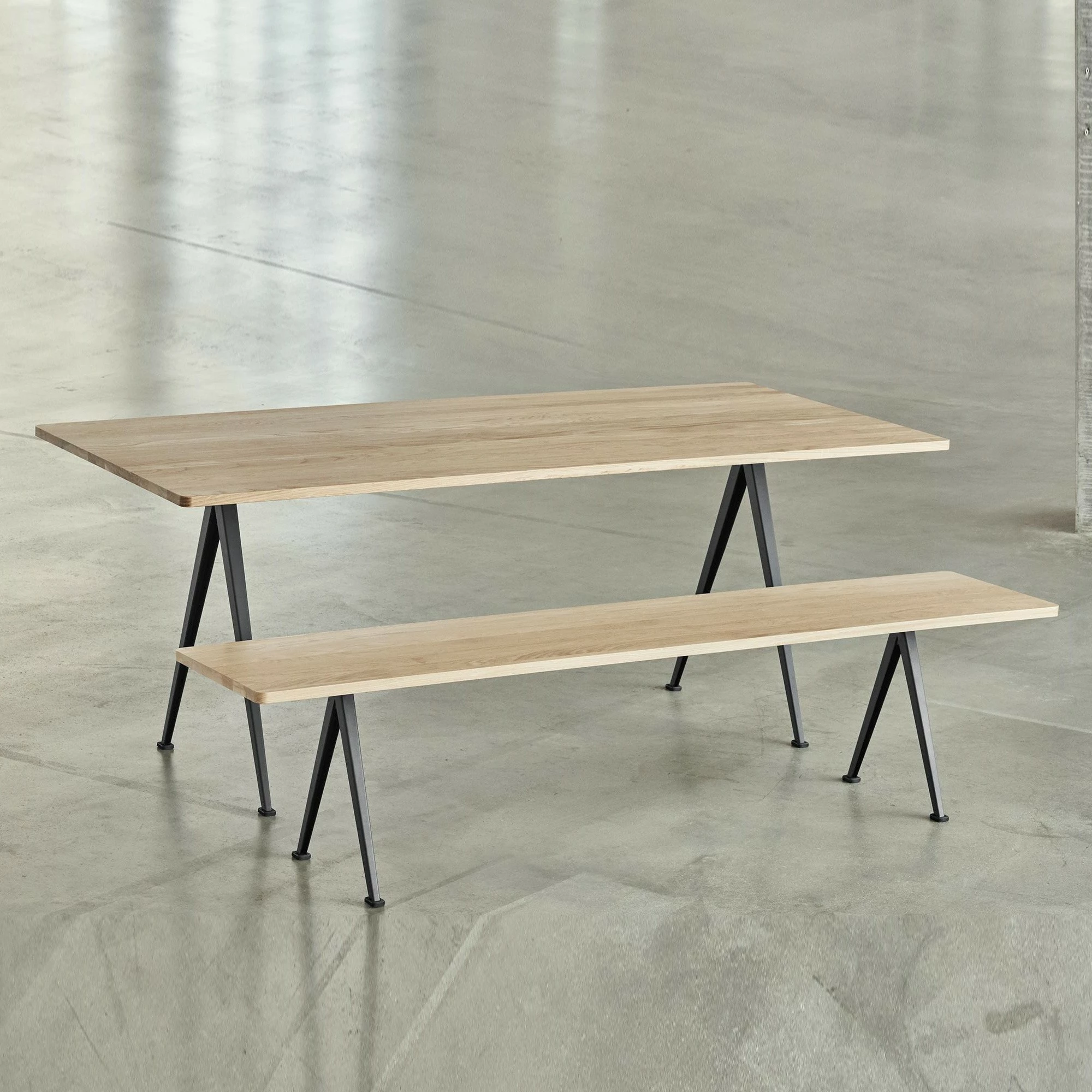 Hay Pyramid 11 Bank Gestell Schwarz 140x40cm 4 Hay Pyramid 11 Bank Gestell Schwarz 140x40cm – Bild 2