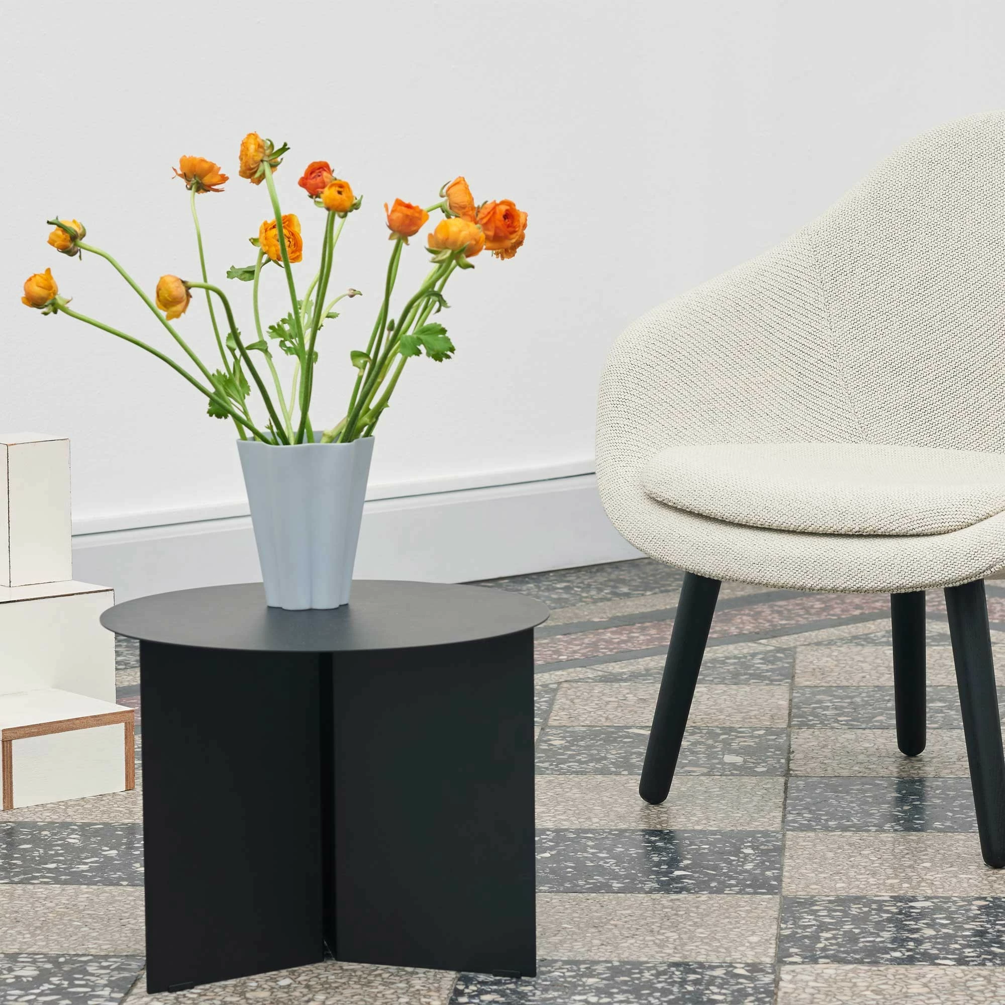 Hay Slit Beistelltisch Rund 5 Hay Slit Beistelltisch Rund – Bild 3