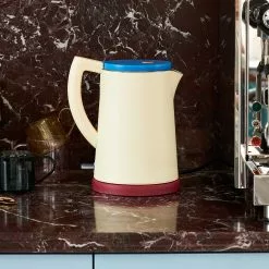 Hay Sowden Elektrischer Wasserkocher 1,5L 21 Hay Sowden Elektrischer Wasserkocher 1,5L -Möbel Verkaufsgeschäft HAY Sowden Elektrischer Wasserkocher 1 5L 2000x2000 ID1997490 15f6158f3bf6d81a763a91d0f8e7ac83