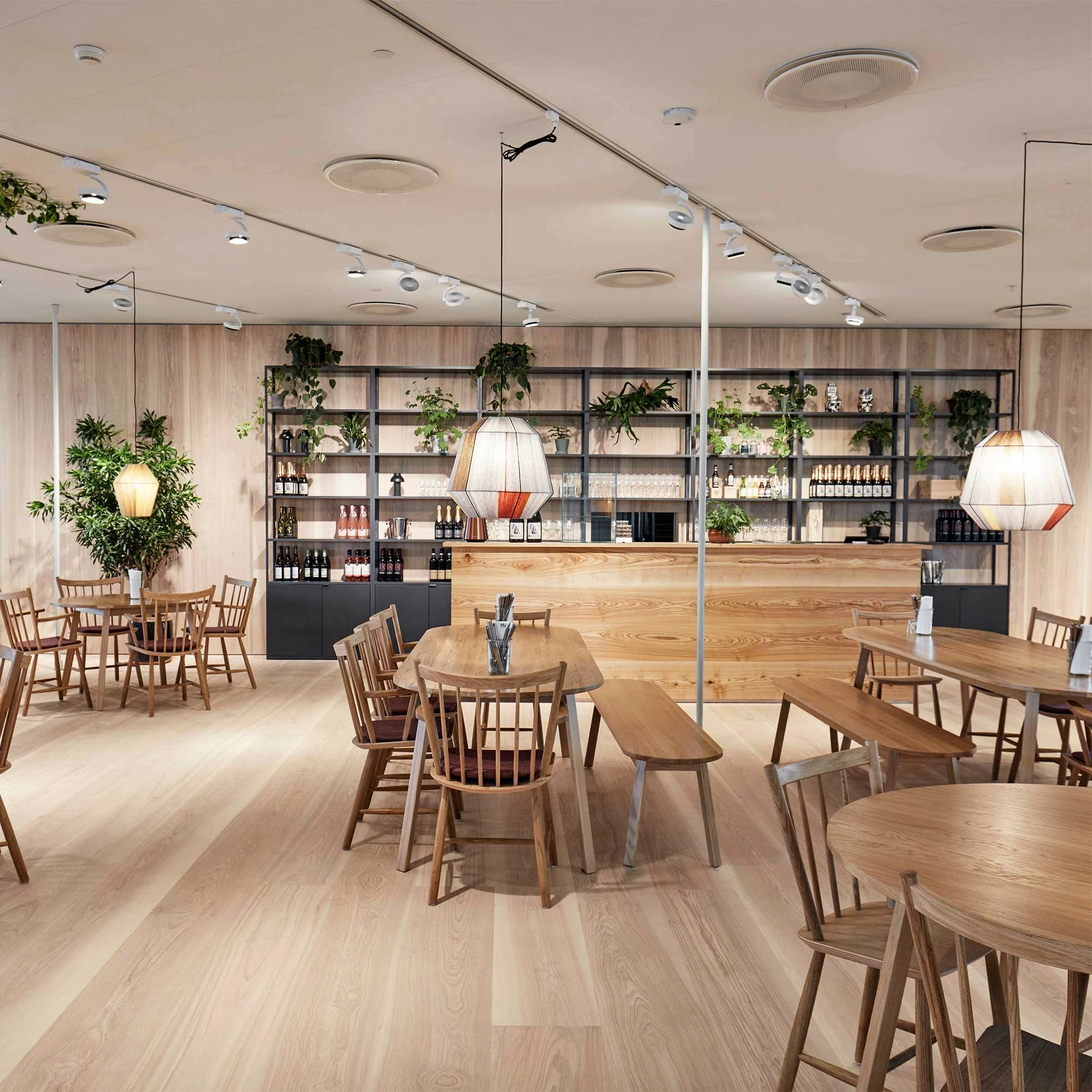 Hay Triangle Leg Bank 150x40cm 4 Hay Triangle Leg Bank 150x40cm – Bild 2