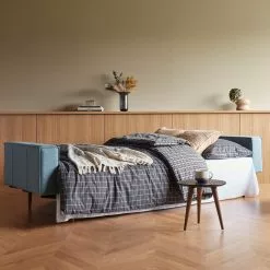 Innovation Splitback Styletto Schlafsofa Mit Armlehnen Holz Dunkel 34 Innovation Splitback Styletto Schlafsofa Mit Armlehnen Holz Dunkel -Möbel Verkaufsgeschäft Innovation Splitback Styletto Schlafsofa mit Armlehnen Holz dunkel 1260x1260 ID2032653 b3fc032c230ff204013b6fe7de684f06