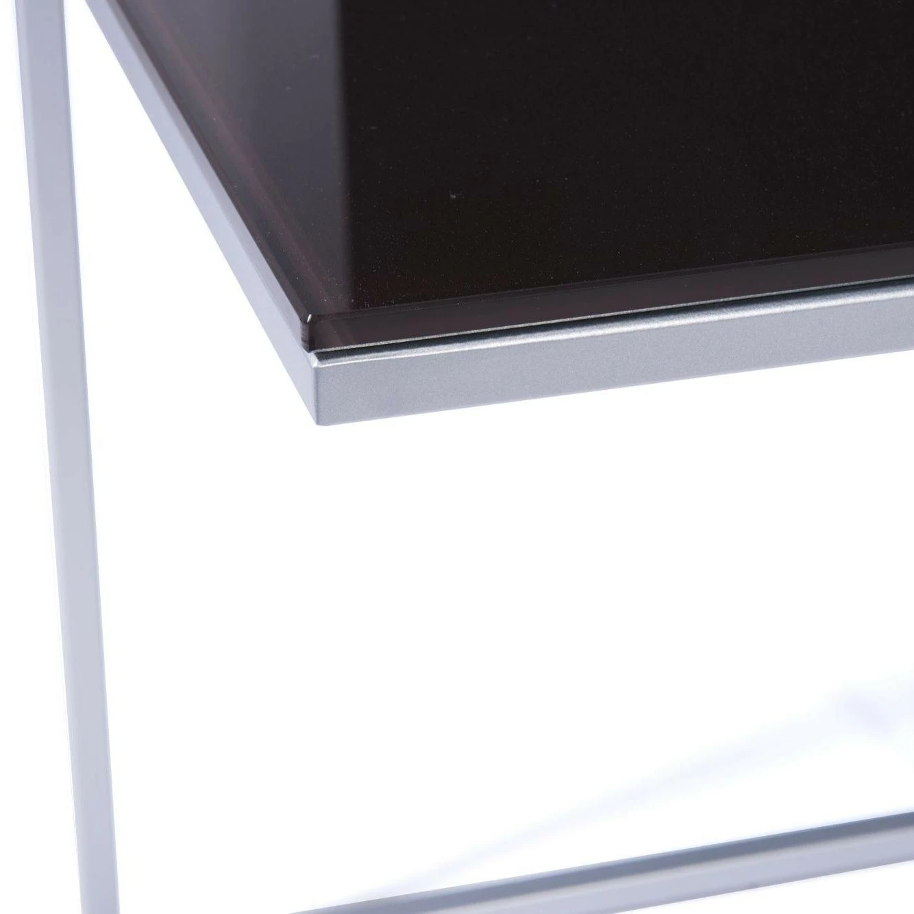 Jan Kurtz Classico Beistelltisch 8 Jan Kurtz Classico Beistelltisch – Bild 6