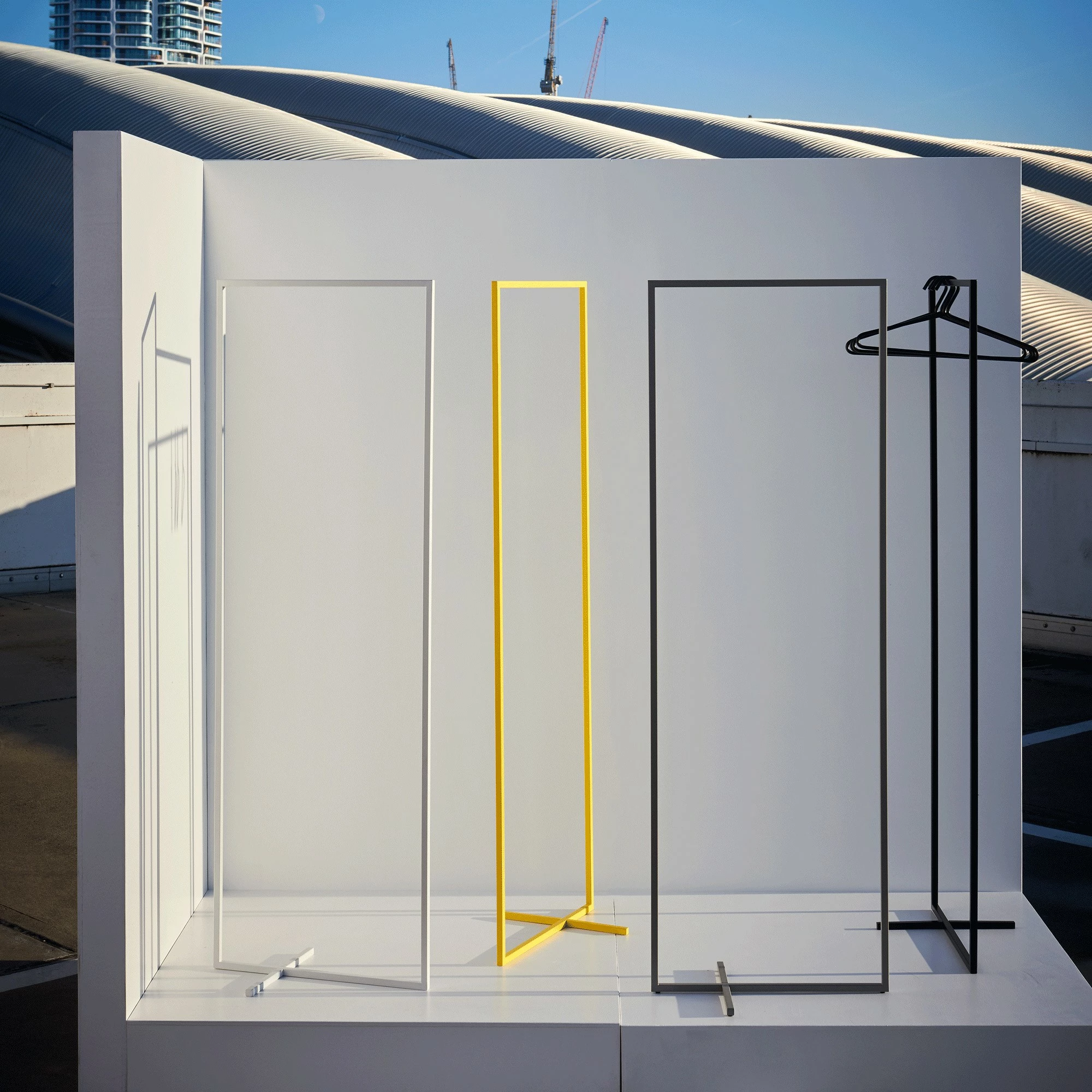 Jan Kurtz Jonathan Kleiderständer 150x50cm 4 Jan Kurtz Jonathan Kleiderständer 150x50cm – Bild 2