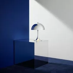 Louis Poulsen Panthella Mini LED Tischleuchte -Möbel Verkaufsgeschäft Louis Poulsen Panthella Mini LED Tischleuchte 2000x2000 ID1789823 84b5d64917e547b2bfe87c6edc11c061