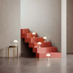 Louis Poulsen Panthella Portable LED Akkuleuchte 24 Louis Poulsen Panthella Portable LED Akkuleuchte -Möbel Verkaufsgeschäft Louis Poulsen Panthella Portable LED Akkuleuchte 2000x2000 ID1985753 72aa44d319de36e57a4dcab176fe36f0