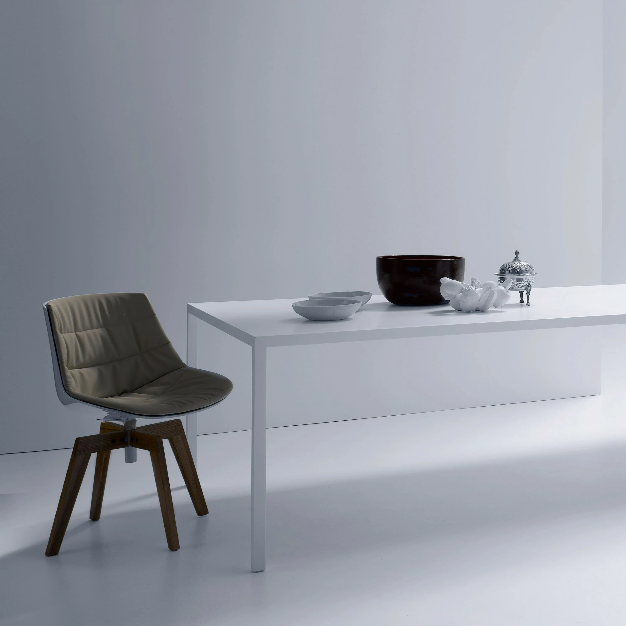 MDF Italia Tense Esstisch H 73cm 6 MDF Italia Tense Esstisch H 73cm – Bild 4