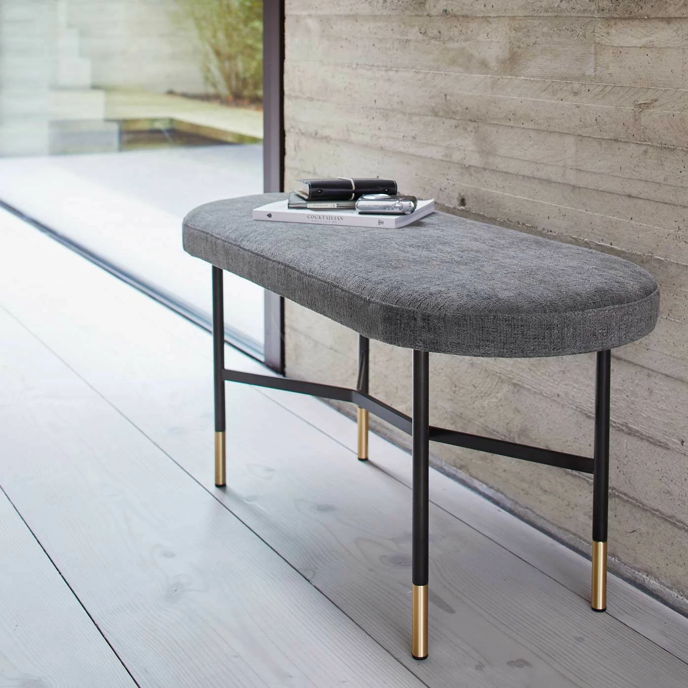 More Harri Bank 4 More Harri Bank – Bild 2