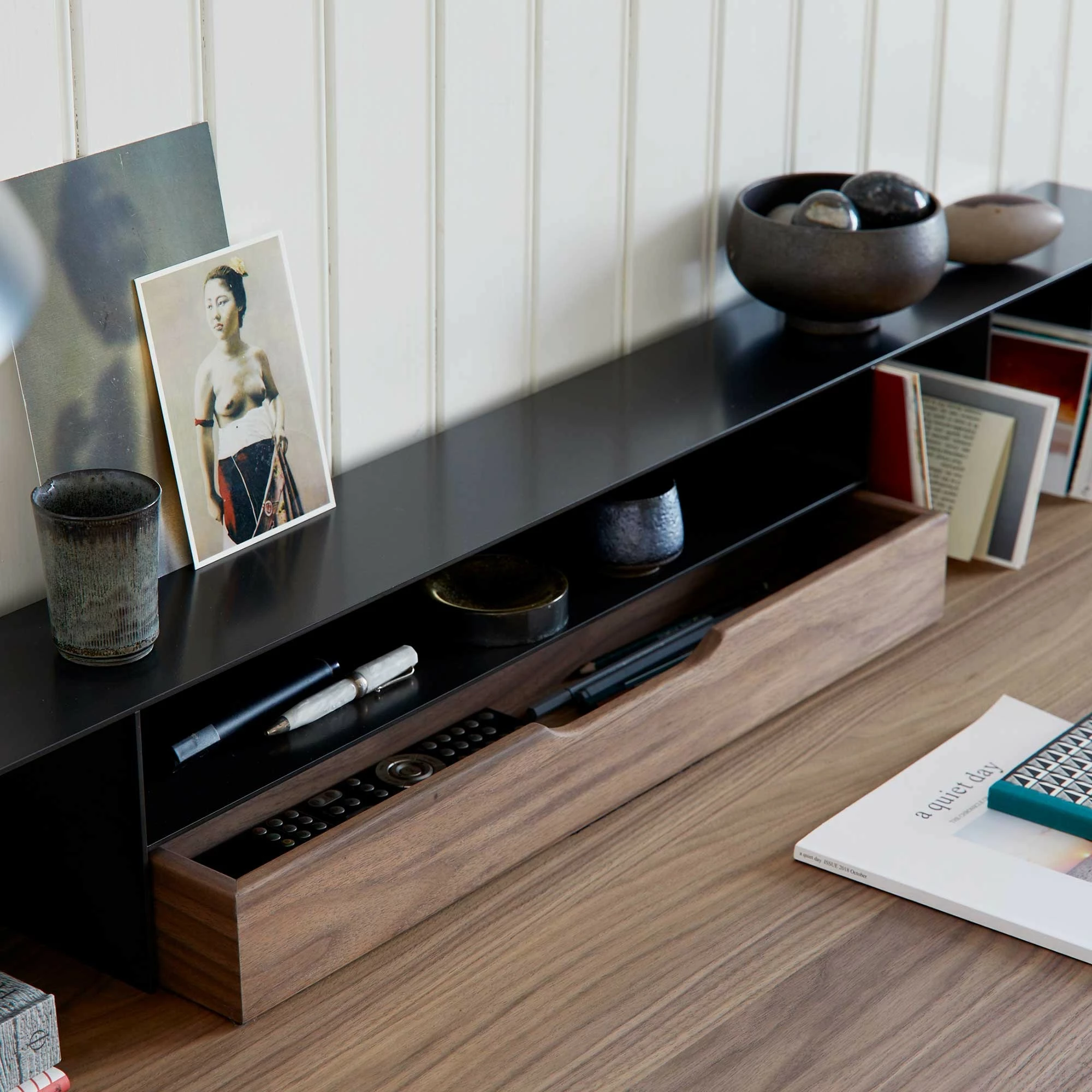 More Harri Sekretär 5 More Harri Sekretär – Bild 3