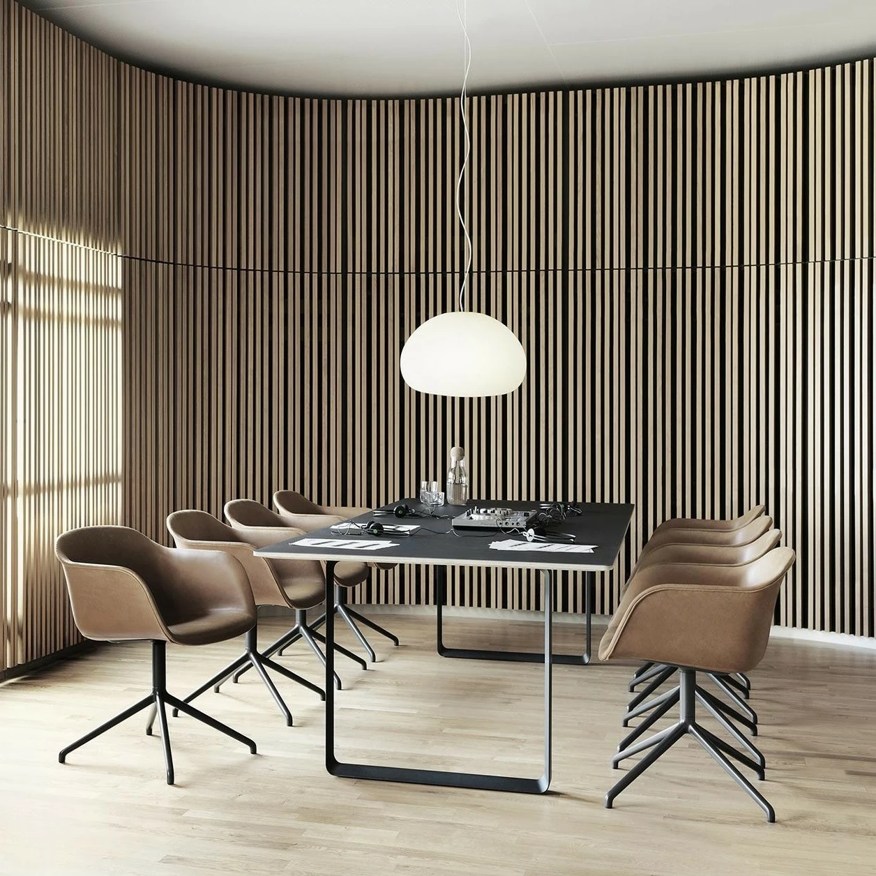 Muuto 70/70 Tisch L 170cm 20 Muuto 70/70 Tisch L 170cm – Bild 18