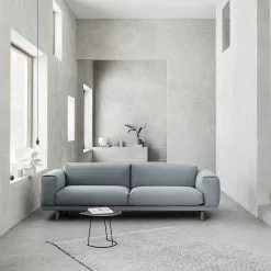 Muuto Rest 3 Sitzer Sofa -Möbel Verkaufsgeschäft Muuto Muuto Rest 3 Sitzer Sofa 911x911 ID1948434 f7284e16e98c10302eb2aca7f6bc4aa9