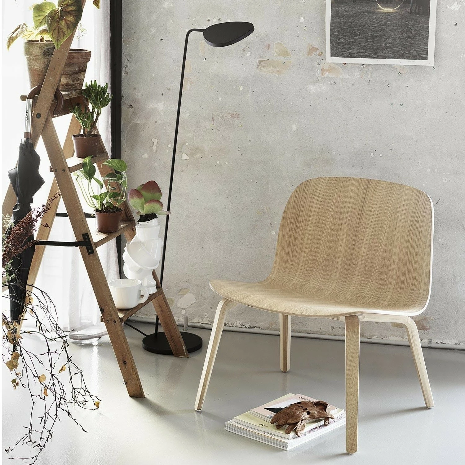 Muuto Visu Lounge Chair Mit Holzgestell 4 Muuto Visu Lounge Chair Mit Holzgestell – Bild 2