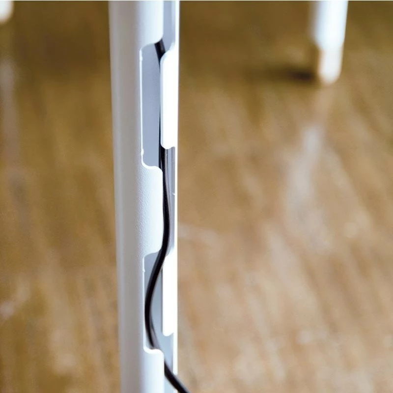 Radius Miss Moneypenny Sekretär 11 Radius Miss Moneypenny Sekretär – Bild 9