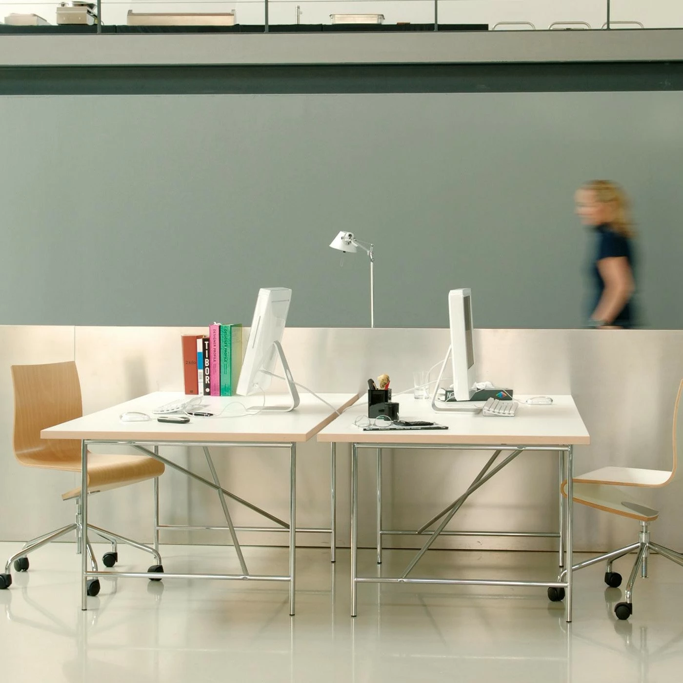 Richard Lampert Eiermann 1 Tisch 90x200cm Gestell Exzentrisch 5 Richard Lampert Eiermann 1 Tisch 90x200cm Gestell Exzentrisch – Bild 3