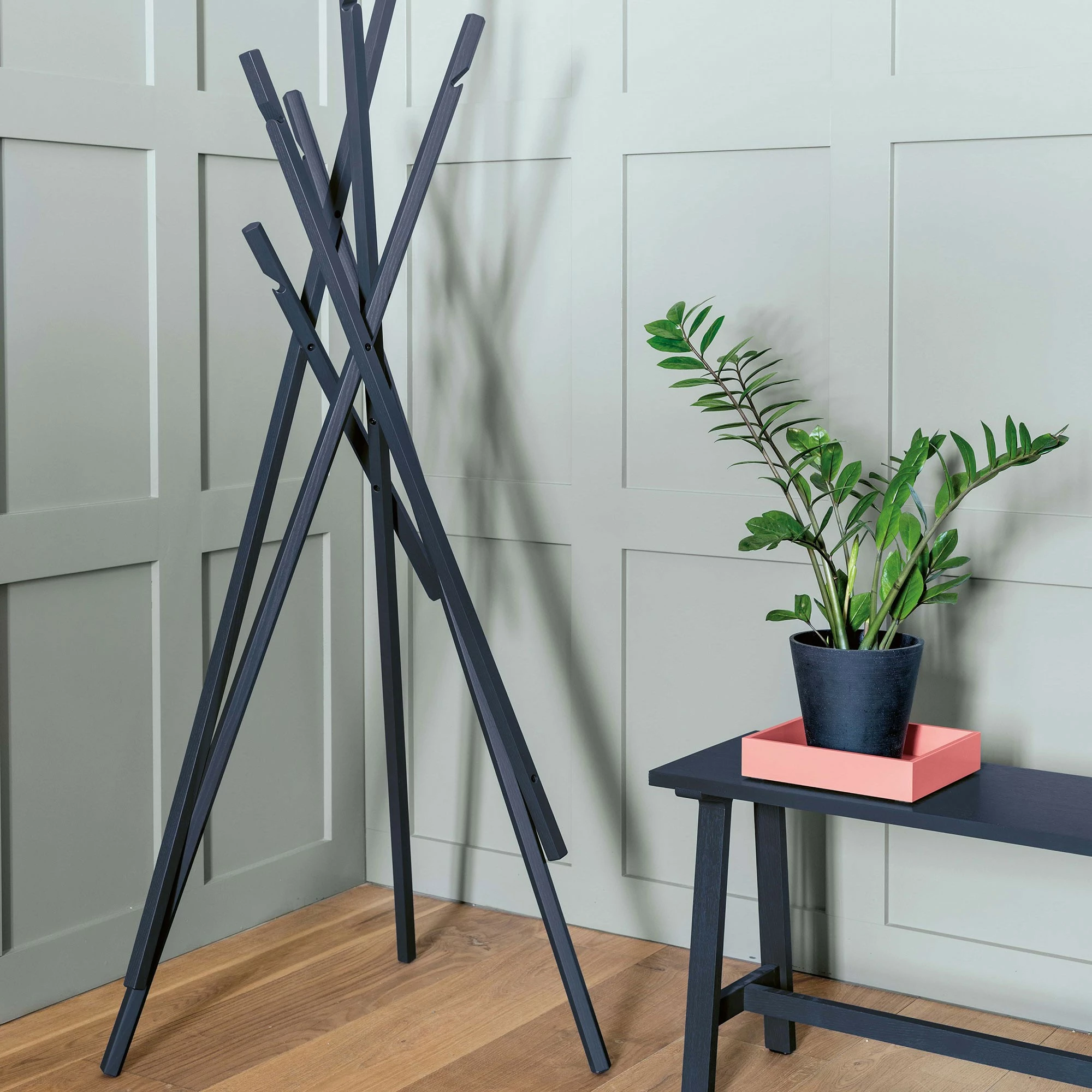 Schönbuch Sticks Garderobenständer 6 Schönbuch Sticks Garderobenständer – Bild 4