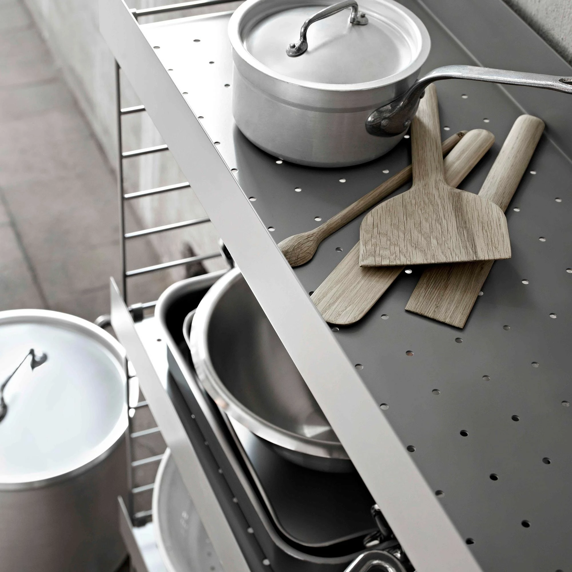 String System Regalboden Hohe Kante Stahl 5 String System Regalboden Hohe Kante Stahl – Bild 3