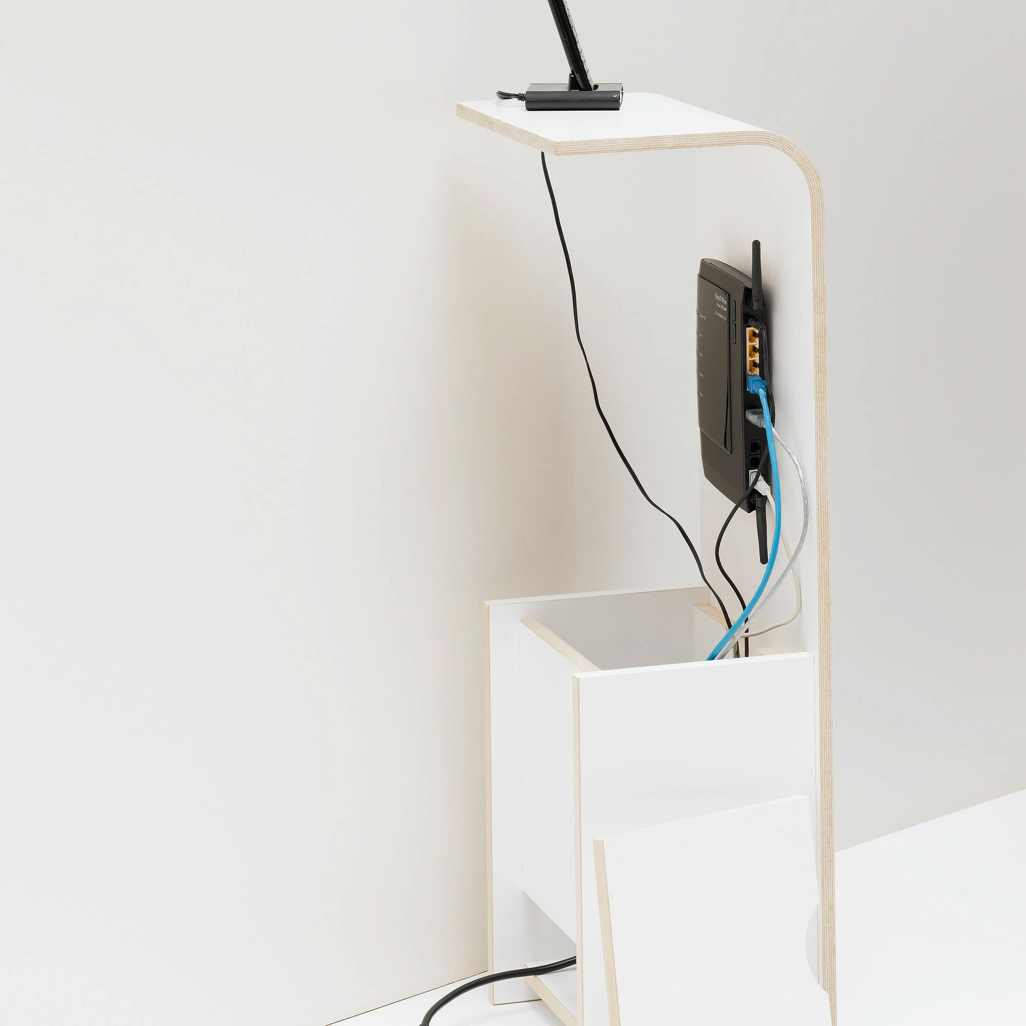 Tojo Fon Konsolentisch Mit Kabelablage 8 Tojo Fon Konsolentisch Mit Kabelablage – Bild 6