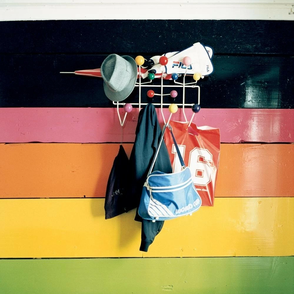 Vitra Hang It All Garderobe 5 Vitra Hang It All Garderobe – Bild 3