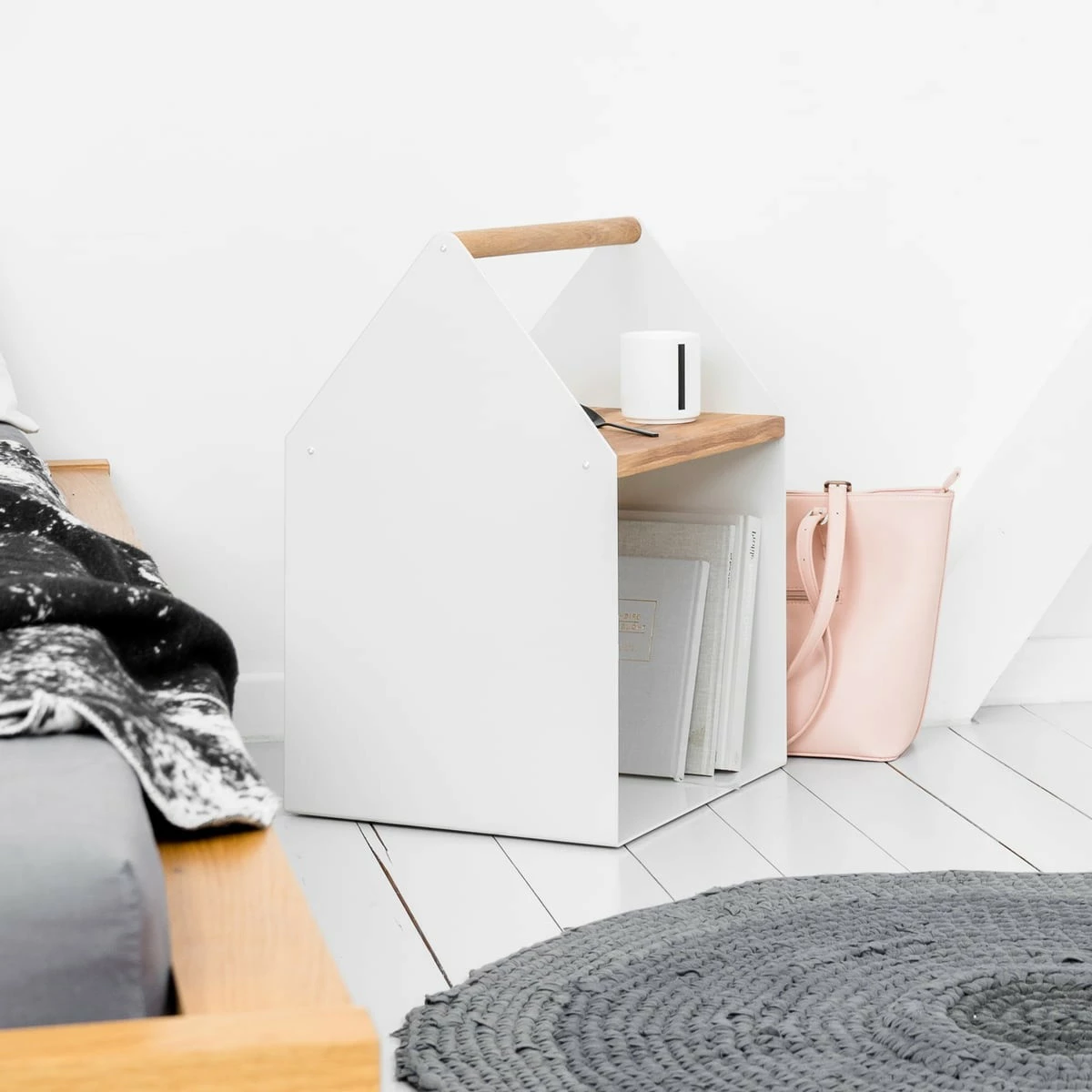 Yunic Tiny House Beistelltisch 4 Yunic Tiny House Beistelltisch – Bild 2