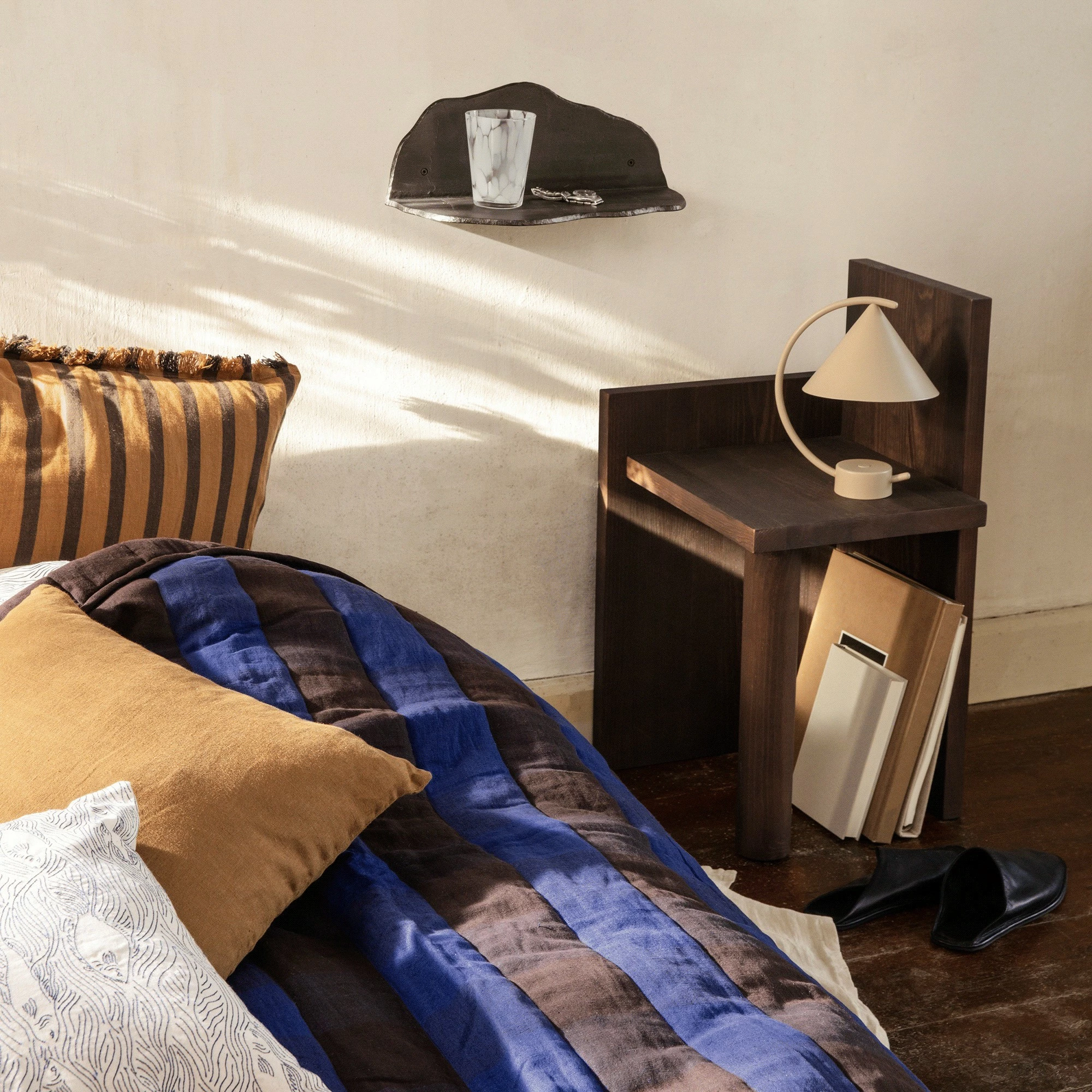 Ferm LIVING Fracture Wandregal 7 Ferm LIVING Fracture Wandregal – Bild 5