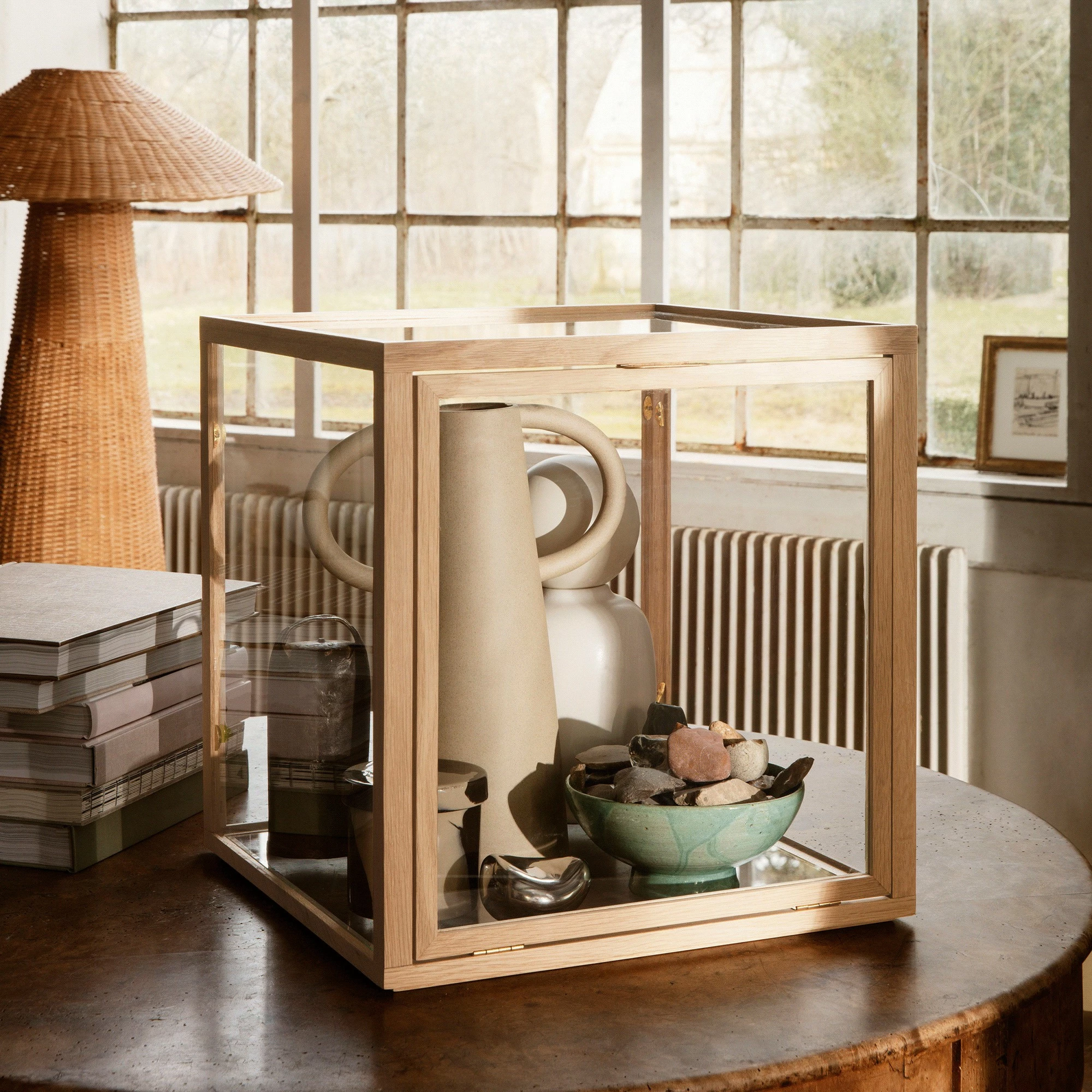 Ferm LIVING Miru Glasvitrine 4 Ferm LIVING Miru Glasvitrine – Bild 2