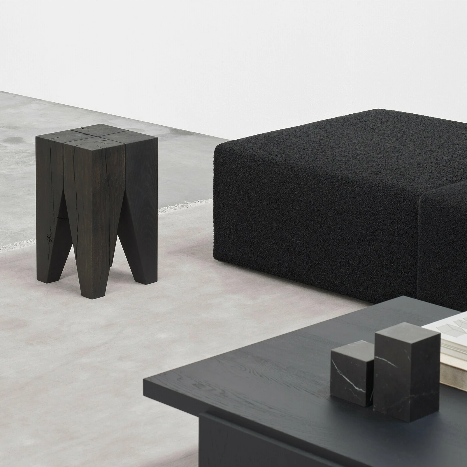 E15 ST04 Backenzahn Hocker 5 E15 ST04 Backenzahn Hocker – Bild 3