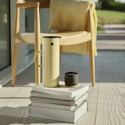 Stelton EM77 Isolierkanne 1L -Möbel Verkaufsgeschäft none 2000x2000 ID2037878 3d789cb529a8778a25b7dccffc86a194