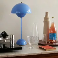 &Tradition Flowerpot VP3 Tischleuchte -Möbel Verkaufsgeschäft none 2000x2000 ID2057182 5dccc5ae9d32281c95035cc148e604b3